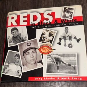 Cincinnati Reds in Black & White Book